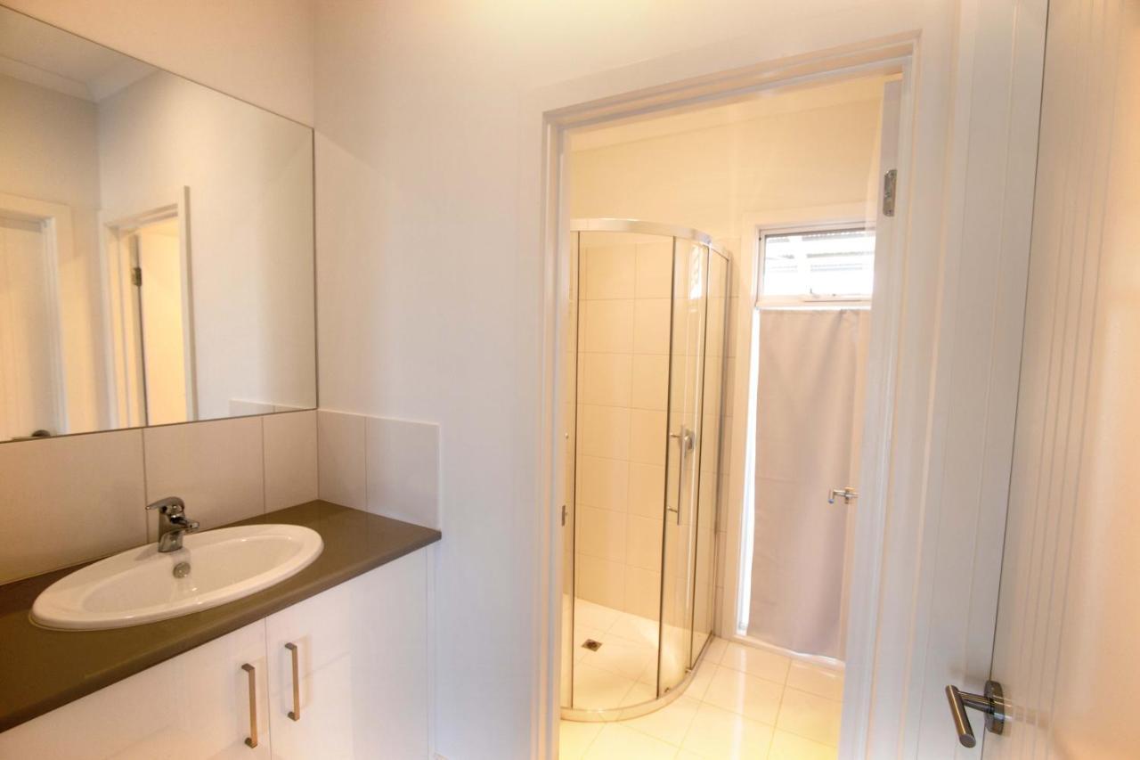 Coorong Island Retreat - Farm Stay At Pet Friendly Property Meningie Extérieur photo