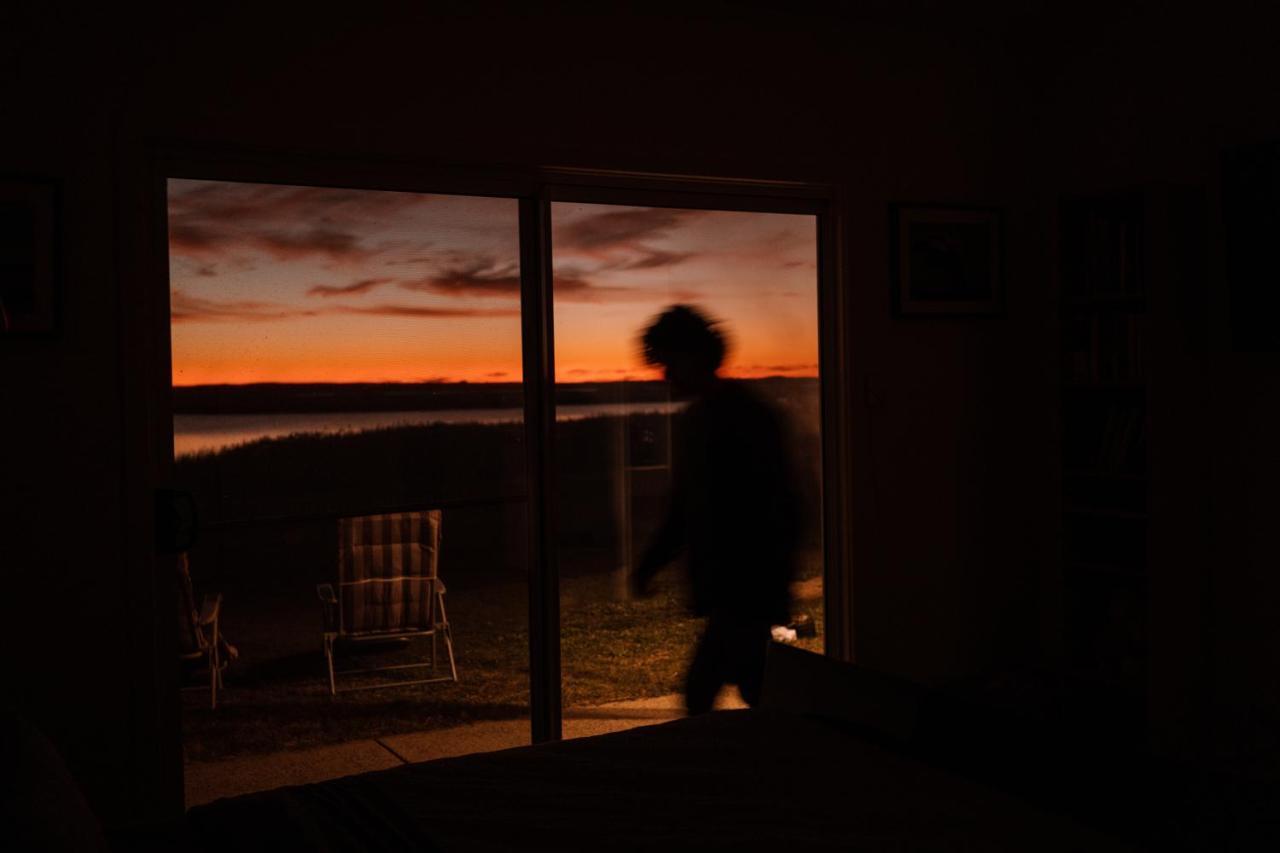Coorong Island Retreat - Farm Stay At Pet Friendly Property Meningie Extérieur photo
