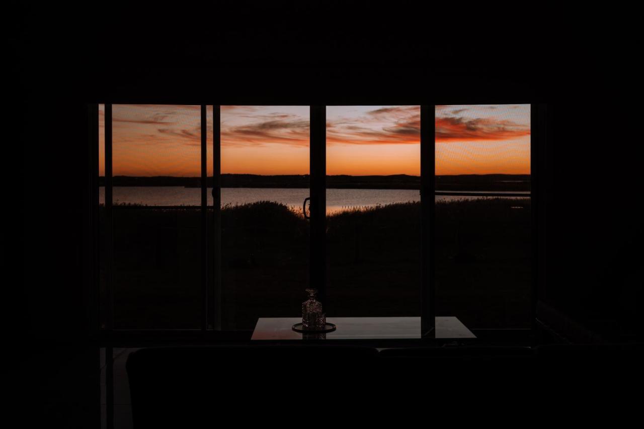Coorong Island Retreat - Farm Stay At Pet Friendly Property Meningie Extérieur photo